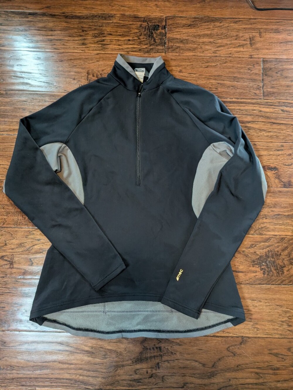 MEC Long Sleeve Cycling Jersey Black and Grey Women's Size XL